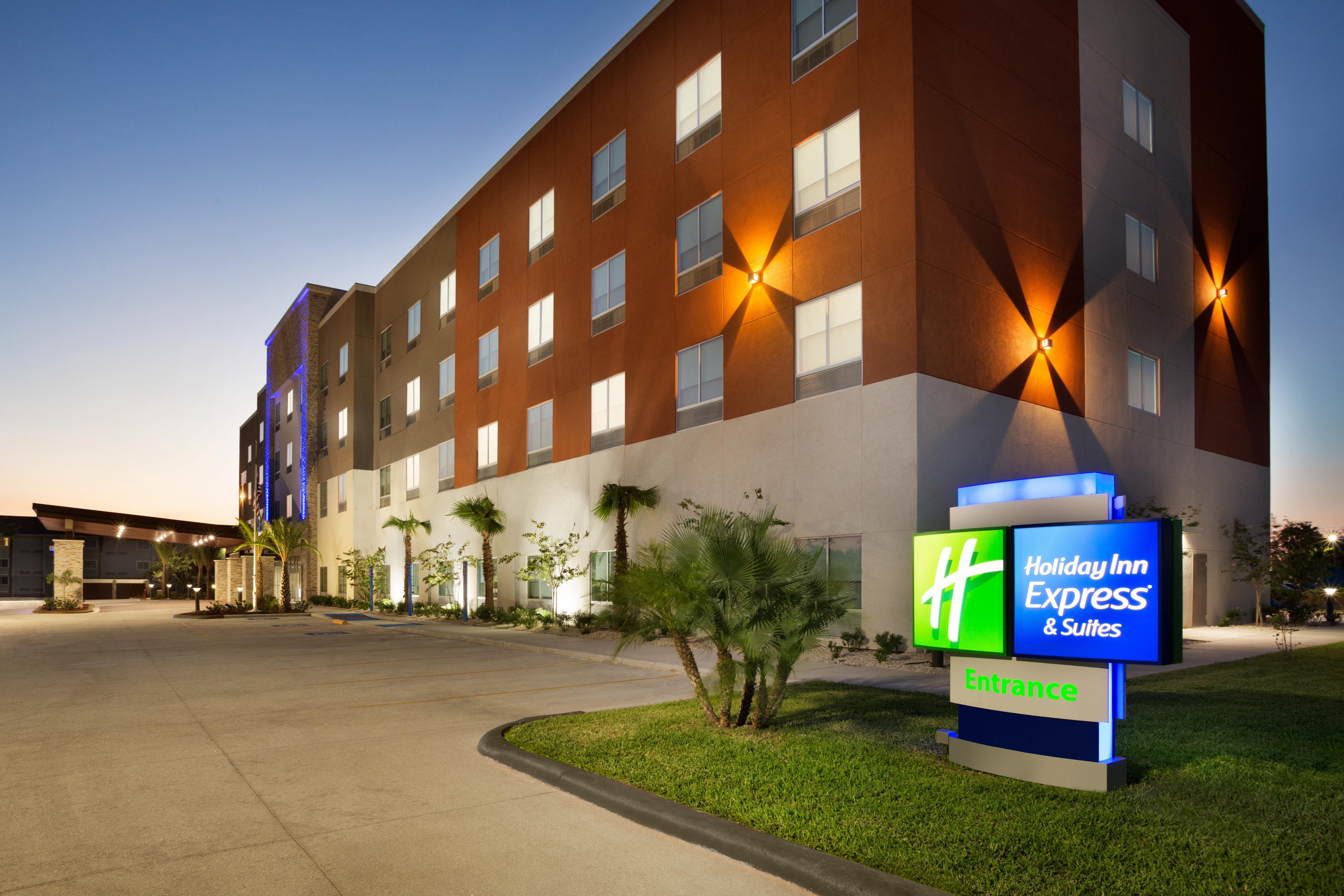 Holiday Inn Express & Suites - Mcallen - Medical Center Area By Ihg Exterior photo
