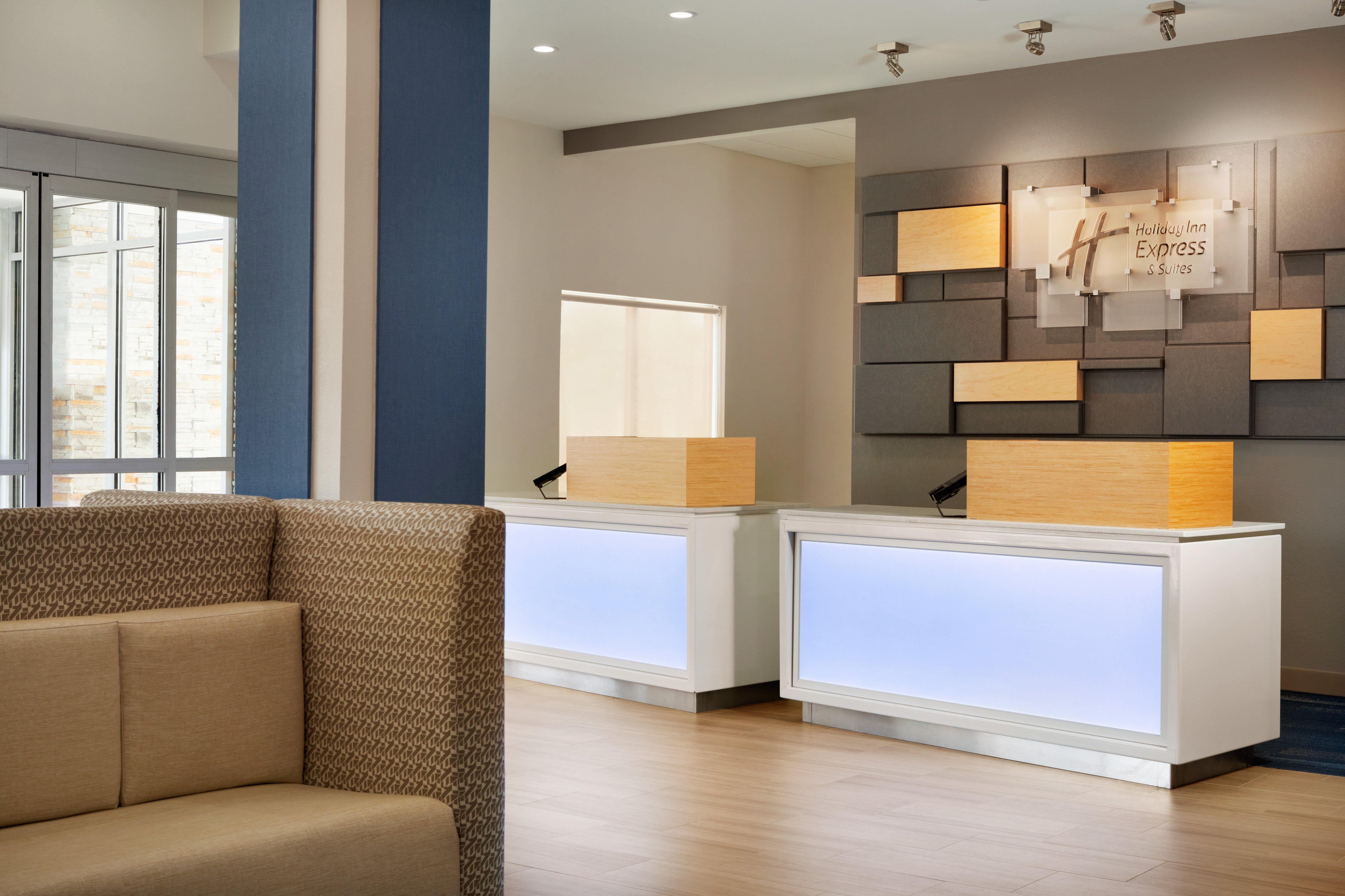 Holiday Inn Express & Suites - Mcallen - Medical Center Area By Ihg Exterior photo